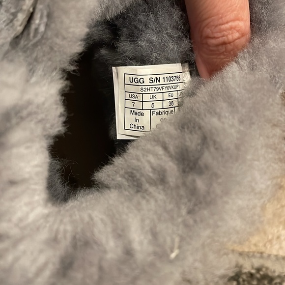 UGG CLASSIC LACE MINI CORSET RIBBON BOW BOOT - Picture 8 of 9